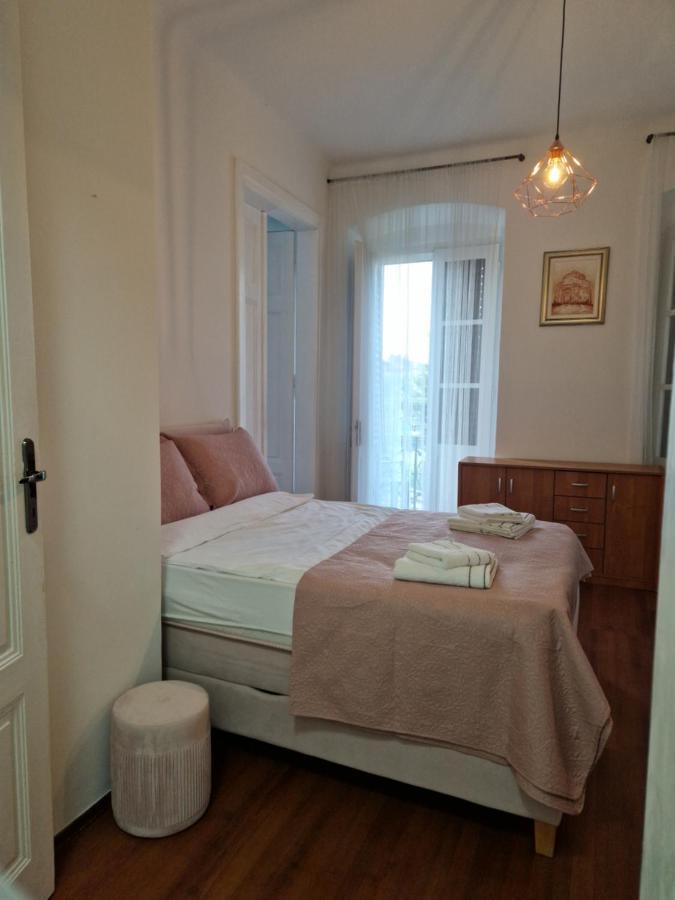 Queen Of Stay - Apartment Lili Рийека Екстериор снимка