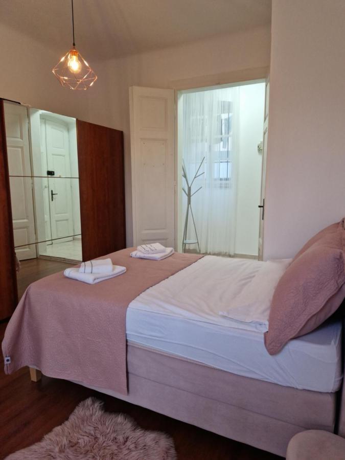 Queen Of Stay - Apartment Lili Рийека Екстериор снимка